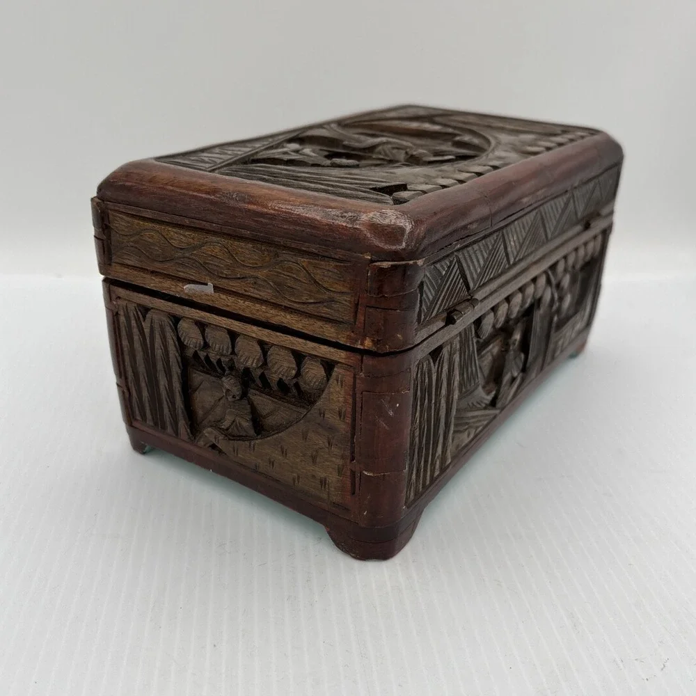 Vintage Carved Wood Jewelry Box Scene On Lid